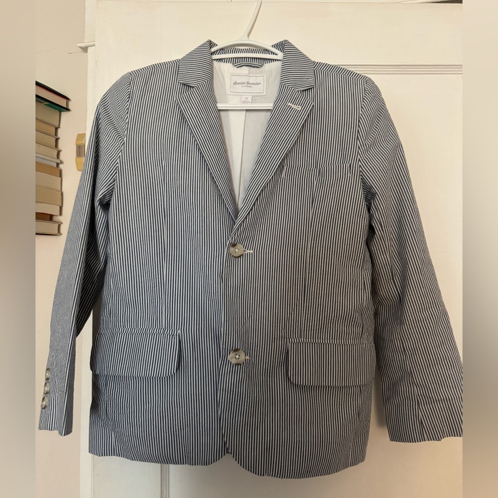 Boys Seersucker Blazer in nearly new condition